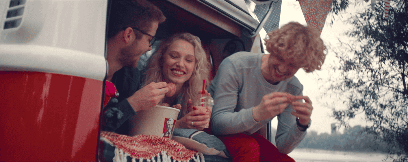 KFC 60 lat dircut